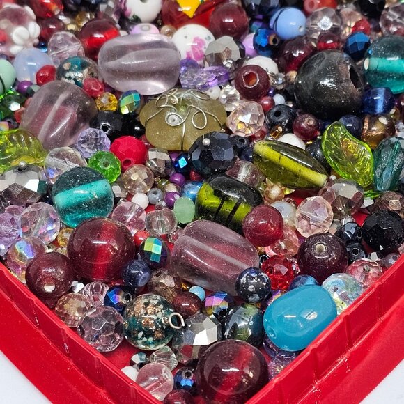 1 LB Mixed Vintage to Now Lot of GLASS Beads for Art & Crafts Jewelry Making #B1 - Picture 4 of 5